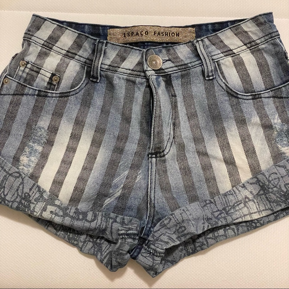 Striped jeans shorts